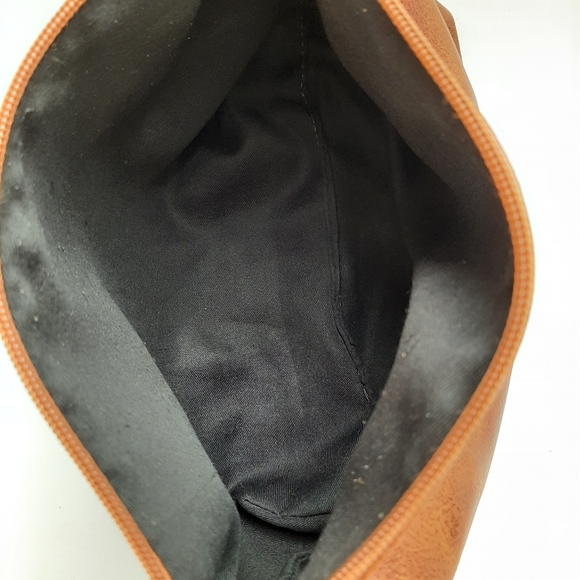 Learher Bag - Picture 10 of 15